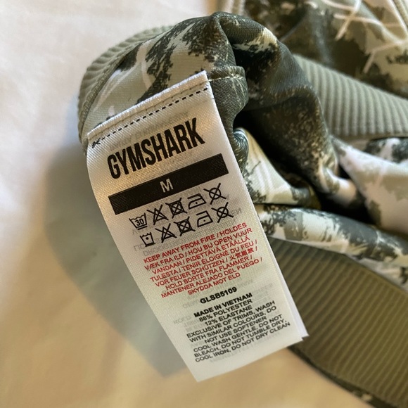 Gymshark Essential Racer Back Training Sports Bra - Picture 4 of 5